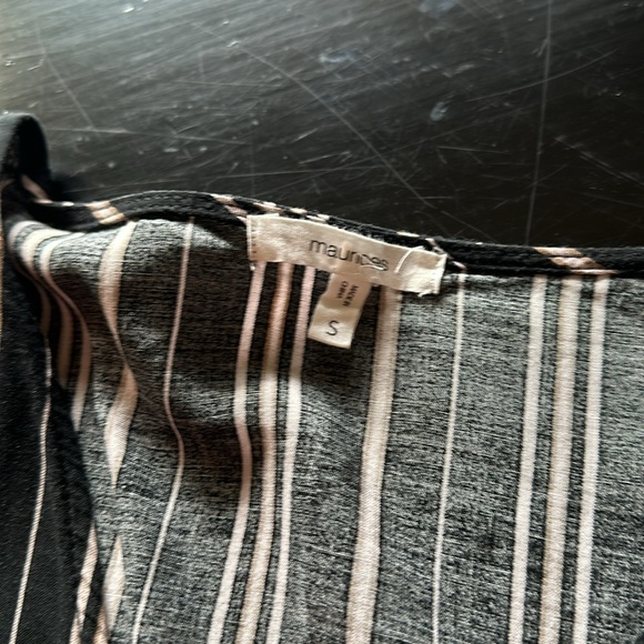 Casual top - black with cream stripes - Picture 3 of 4